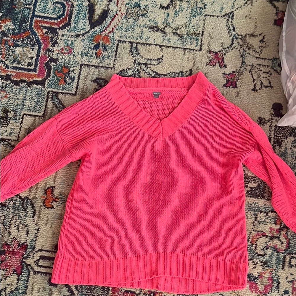 Aerie Pink V-Neck Sweater with Ribbed Texture